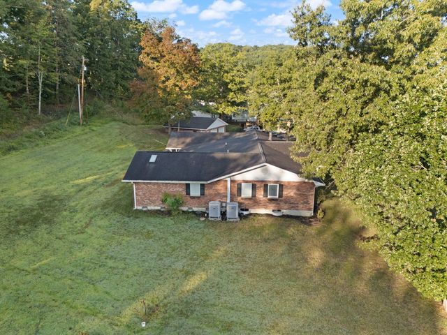 89 Big Windy Lane, Dunnville, KY 42528