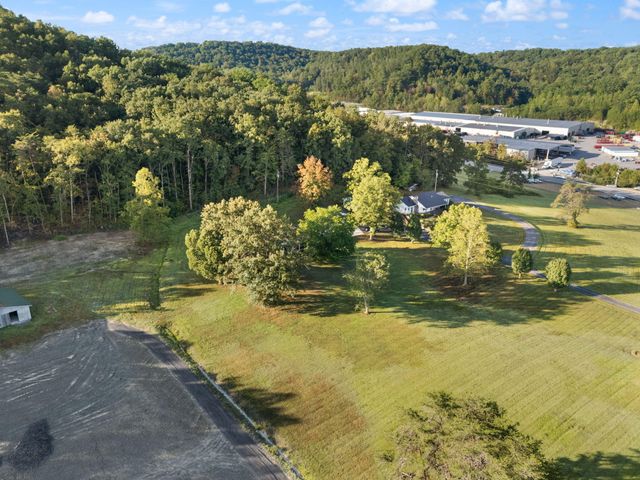 89 Big Windy Lane, Dunnville, KY 42528