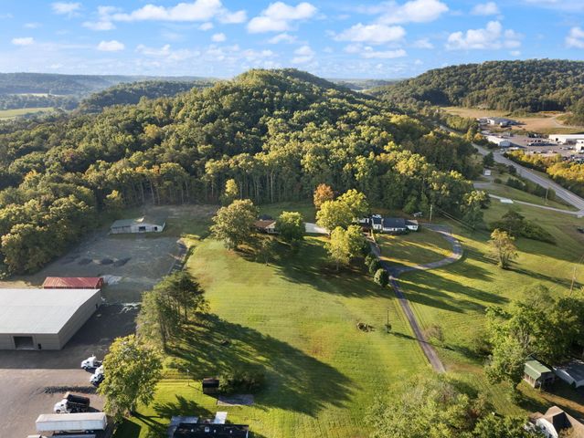 89 Big Windy Lane, Dunnville, KY 42528