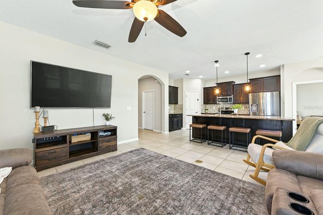 4062 BROOKSHIRE CIRCLE, Eustis, FL 32736