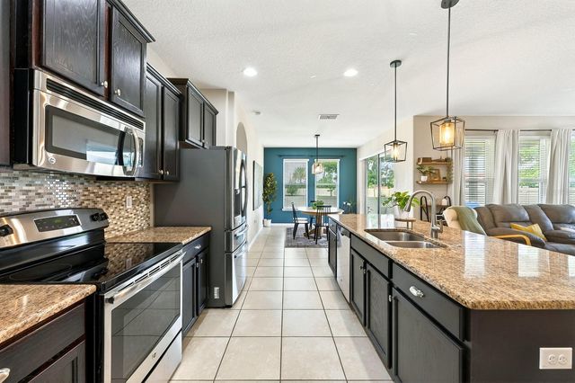 4062 BROOKSHIRE CIRCLE, Eustis, FL 32736