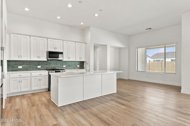 16666 W FAIRMOUNT Avenue, Goodyear, AZ 85395