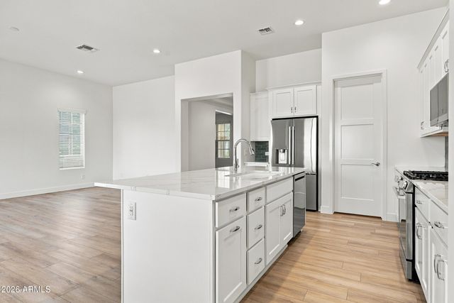16666 W FAIRMOUNT Avenue, Goodyear, AZ 85395