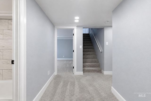 911 Eastland Dr, Twin Falls, ID 83301