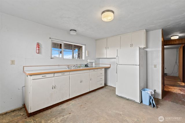 5099 E Road NW, Ephrata, WA 98823