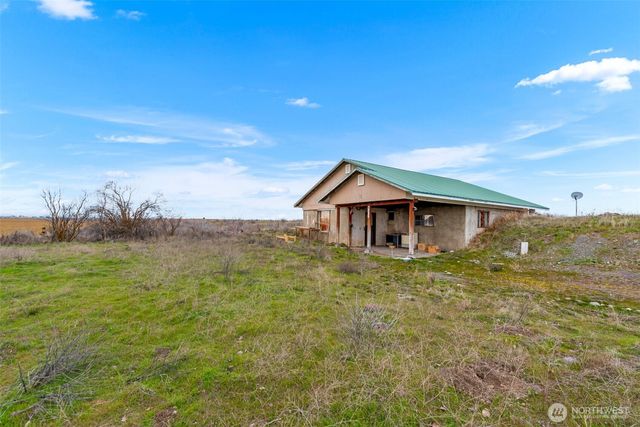 5099 E Road NW, Ephrata, WA 98823