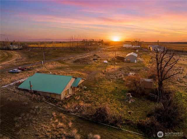 5099 E Road NW, Ephrata, WA 98823