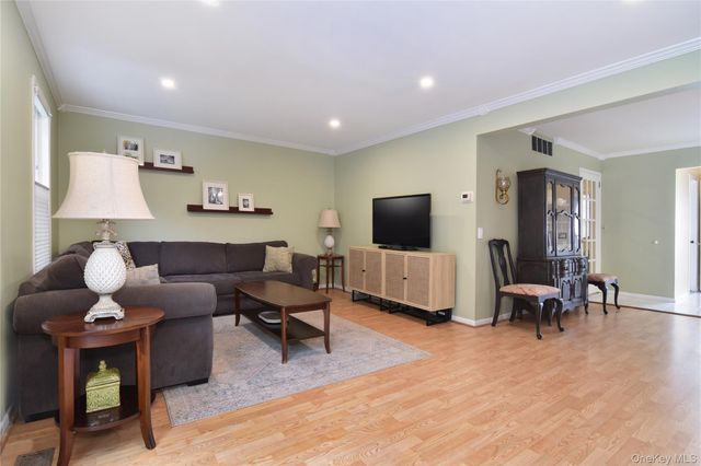 163 Carrollwood Drive, Tarrytown, NY 10591