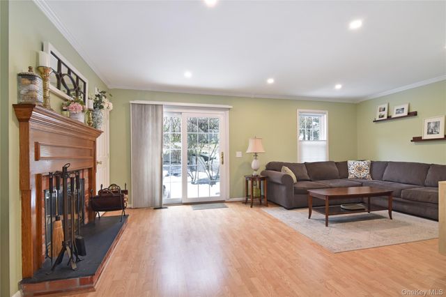 163 Carrollwood Drive, Tarrytown, NY 10591