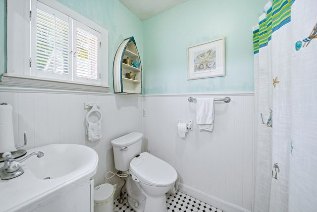 83 Valley Road, Plymouth, MA 02360