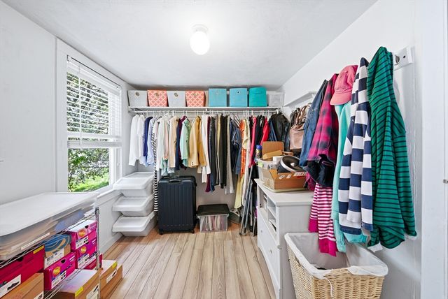 83 Valley Road, Plymouth, MA 02360