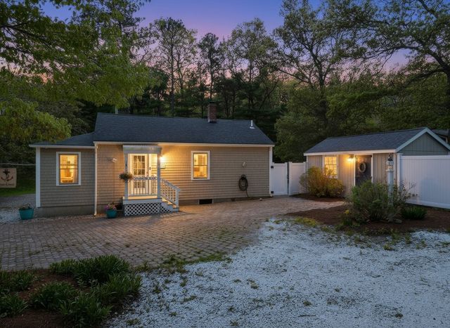 83 Valley Road, Plymouth, MA 02360