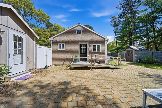 83 Valley Road, Plymouth, MA 02360