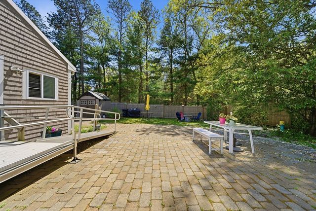 83 Valley Road, Plymouth, MA 02360