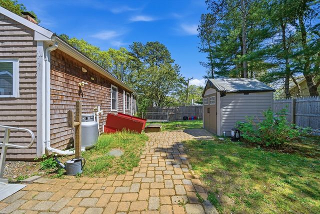 83 Valley Road, Plymouth, MA 02360