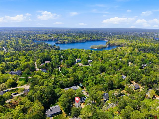 83 Valley Road, Plymouth, MA 02360