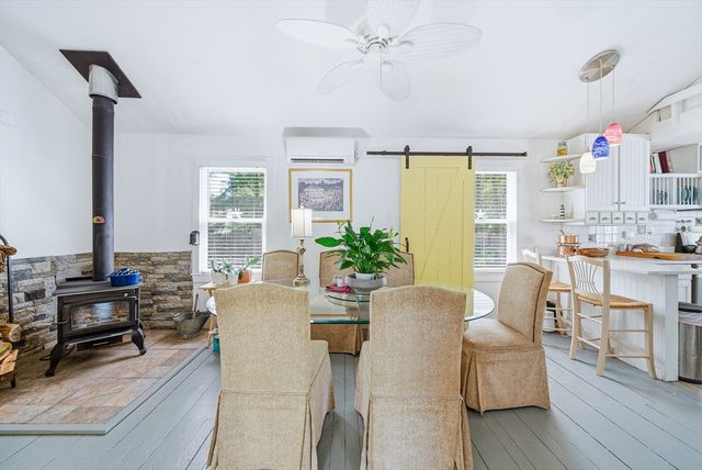 83 Valley Road, Plymouth, MA 02360