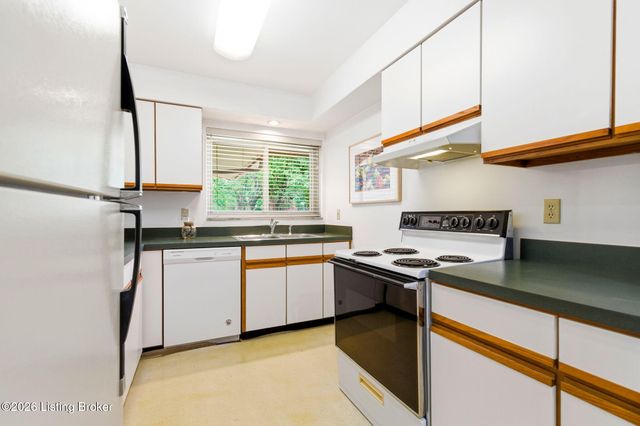 2705 Riedling Dr APT 7, Louisville, KY 40206