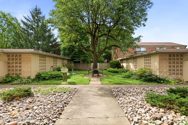2705 Riedling Dr APT 7, Louisville, KY 40206
