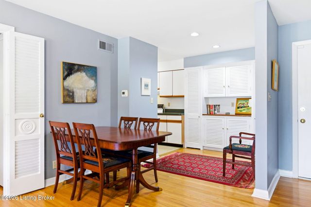 2705 Riedling Dr APT 7, Louisville, KY 40206