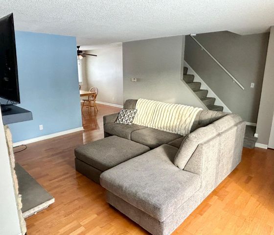 708 Heritage Way, Farmington, MN 55024