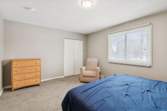 708 Heritage Way, Farmington, MN 55024