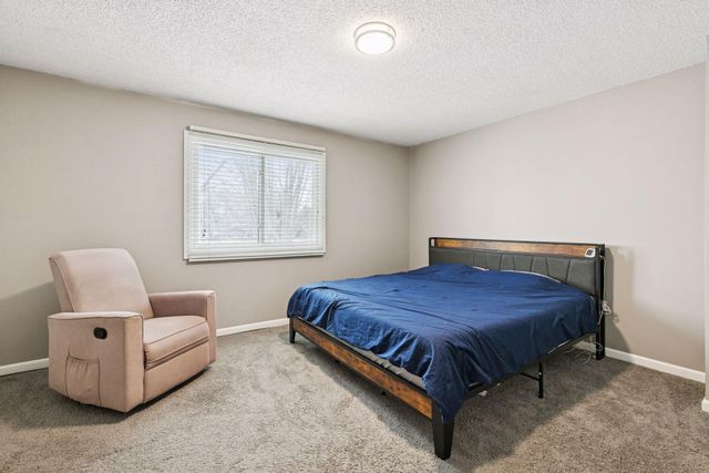 708 Heritage Way, Farmington, MN 55024