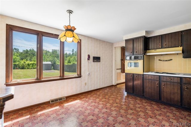 137 Christine Drive, Amherst, NY 14228