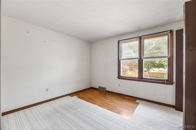 137 Christine Drive, Amherst, NY 14228