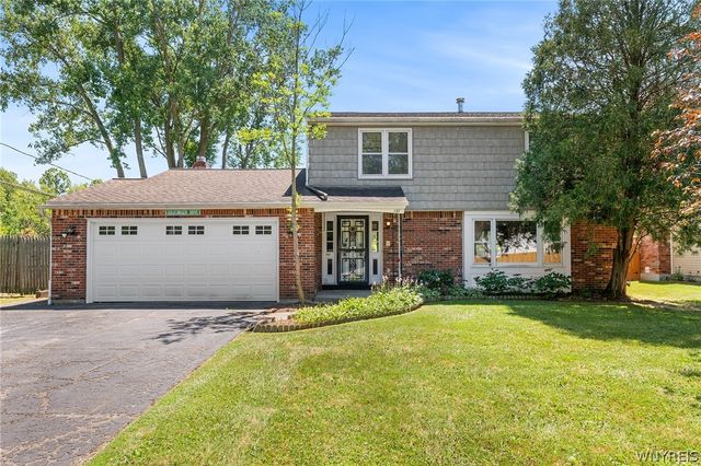 137 Christine Drive, Amherst, NY 14228