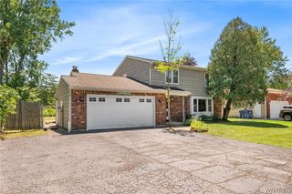 137 Christine Drive, Amherst, NY 14228