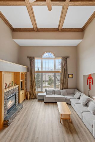 535 Majestic Oaks Court, Eagan, MN 55123