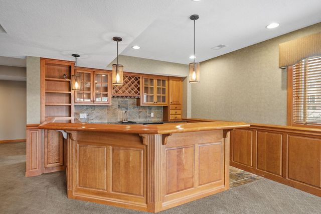 535 Majestic Oaks Court, Eagan, MN 55123