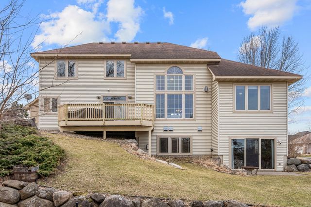 535 Majestic Oaks Court, Eagan, MN 55123