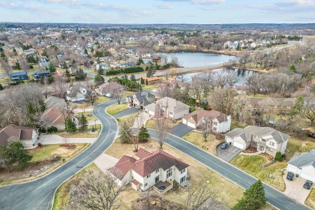 535 Majestic Oaks Court, Eagan, MN 55123