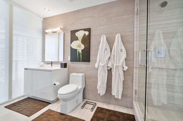 2200 N Ocean Boulevard S606, Fort Lauderdale, FL 33305