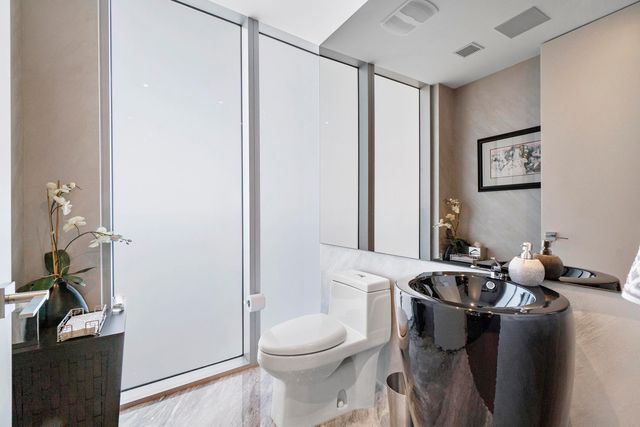 2200 N Ocean Boulevard S606, Fort Lauderdale, FL 33305