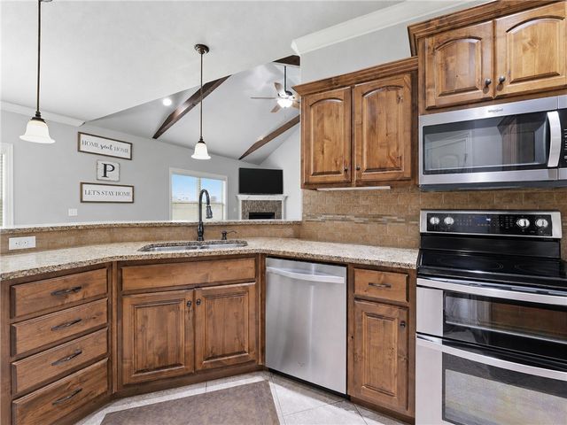 8367 Windsong Lane, Bentonville, AR 72713