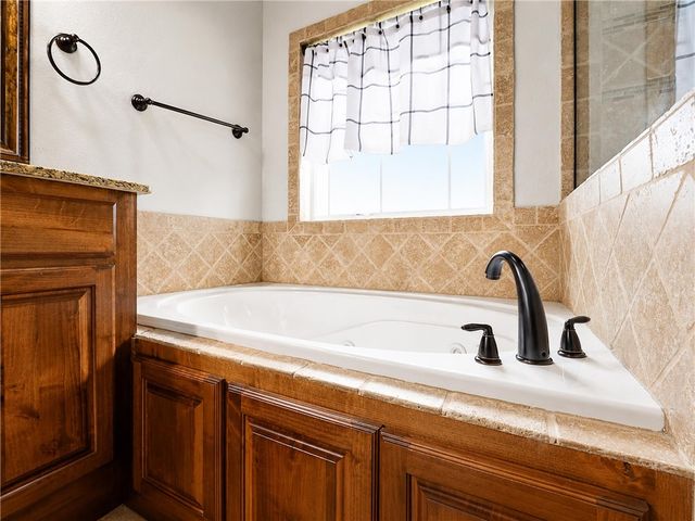 8367 Windsong Lane, Bentonville, AR 72713