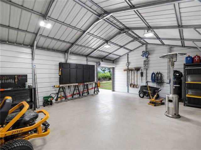 8367 Windsong Lane, Bentonville, AR 72713