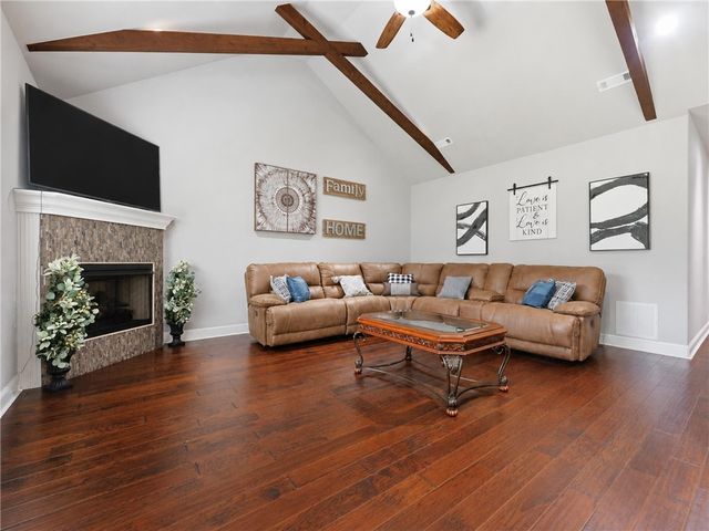 8367 Windsong Lane, Bentonville, AR 72713
