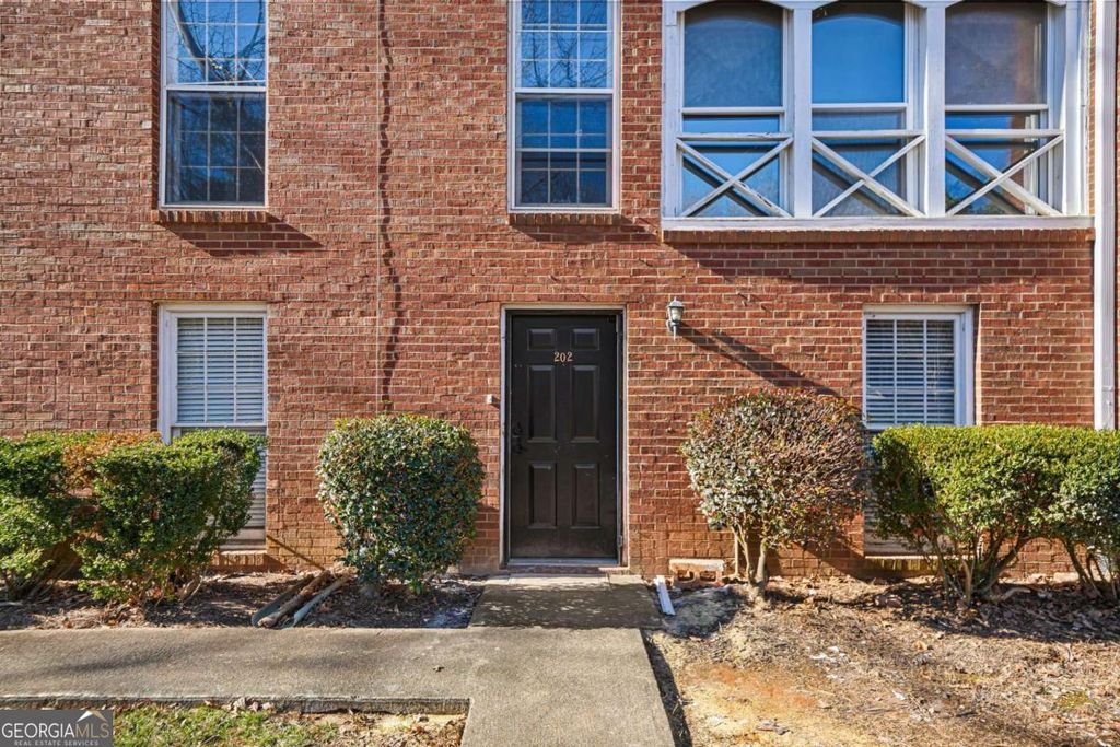 1166 Booth Road SW 202, Marietta, GA 30008