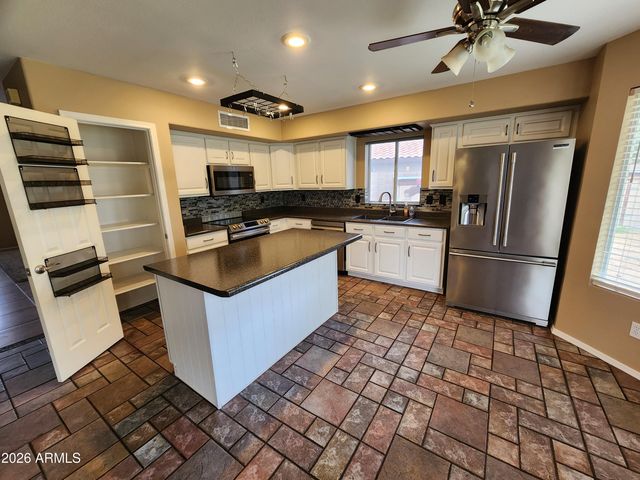 91 S ASH Drive, Chandler, AZ 85224