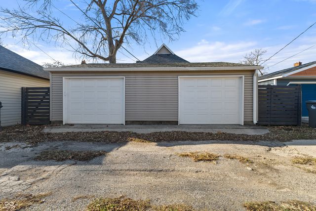 2407 N Capitol Avenue, Indianapolis, IN 46208