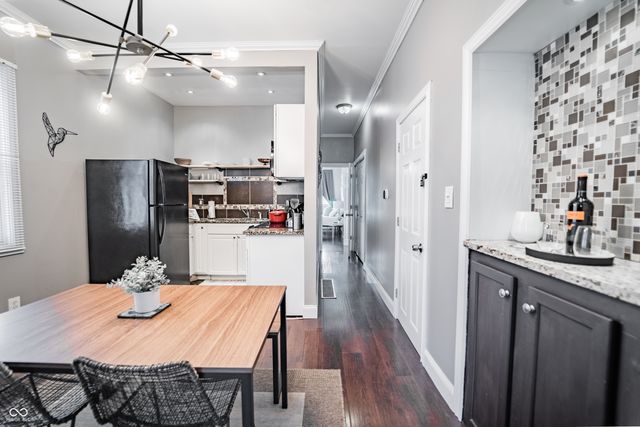 2407 N Capitol Avenue, Indianapolis, IN 46208