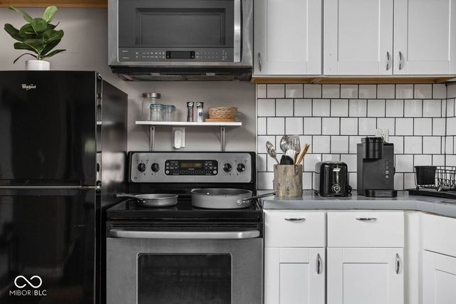 2407 N Capitol Avenue, Indianapolis, IN 46208