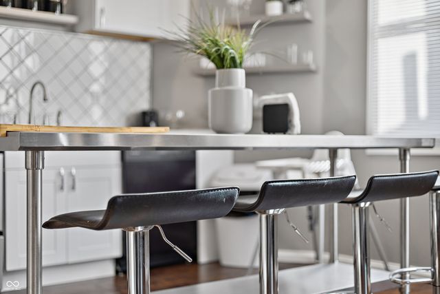 2407 N Capitol Avenue, Indianapolis, IN 46208