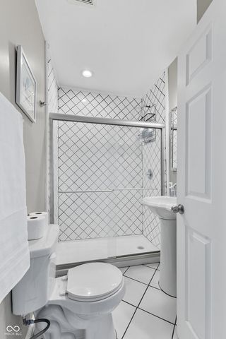 2407 N Capitol Avenue, Indianapolis, IN 46208