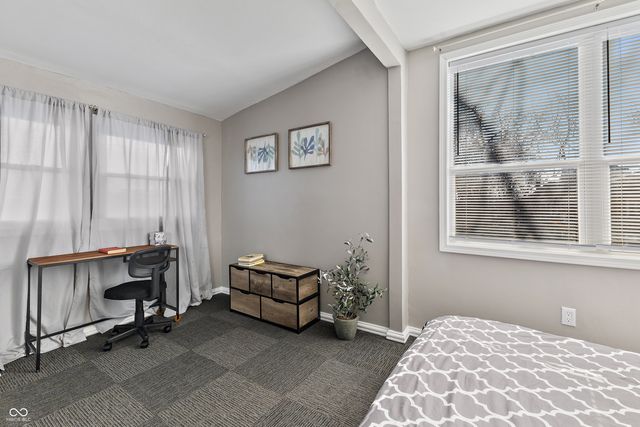 2407 N Capitol Avenue, Indianapolis, IN 46208