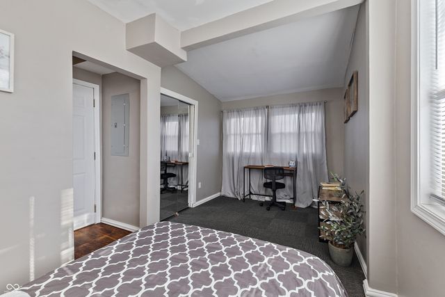 2407 N Capitol Avenue, Indianapolis, IN 46208